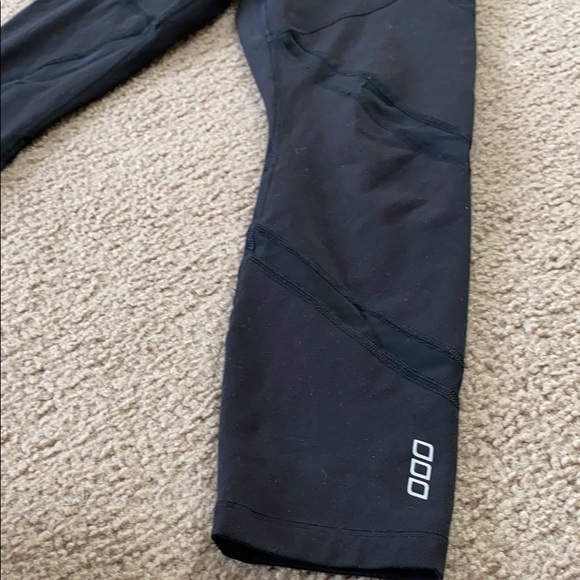 Lorna Jane Black leggings with mesh, Size Small - Picture 2 of 5